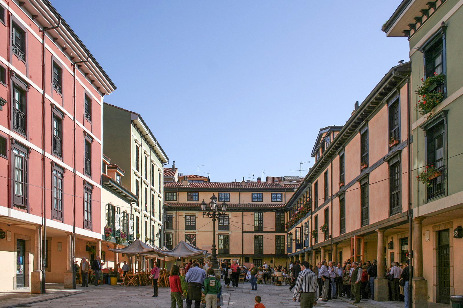 Interior_plaza_del_fontan